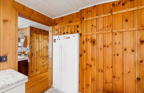 Lakefront Retreat - Foto 15