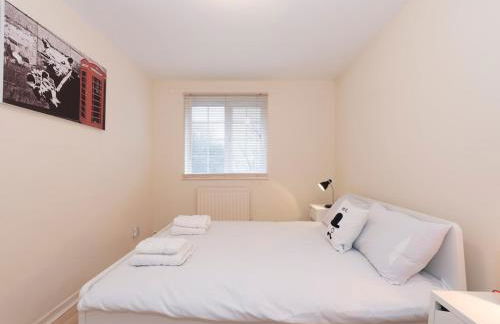 Spacious 3-Bed Home Woolwich O2 Crossrail - Pass the Keys - Foto 29