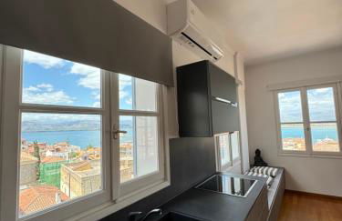 S&F Luxury Apartment - Photo 8