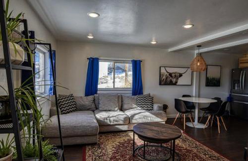 The Hilltop Haven 2bd Suite and Pet Friendly - Foto 6