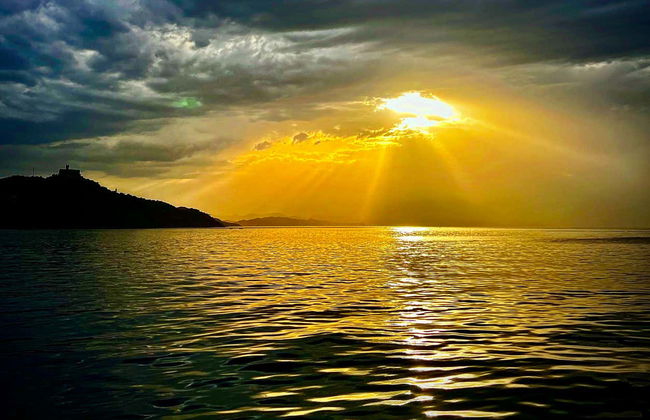 San Sebastian Coast Catamaran Trip - Foto 8