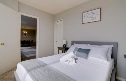 Fantastic 2 BR Apt + Den @Crystal City With Gym - Foto 18