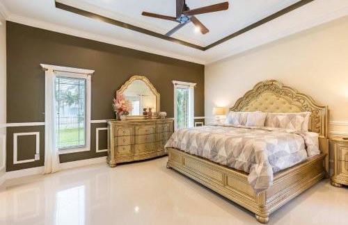 Chill & Spacious 3BR - Beaches & Backyard Fun - Foto 12