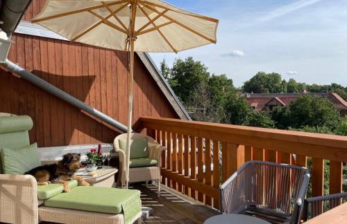 Mittelalterdomizil mit Balkon und Parkplätzen - Foto 16