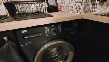 Quartier République avec terrasse - Photo 4