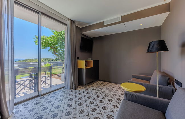 Hotel DeVille - Photo 38