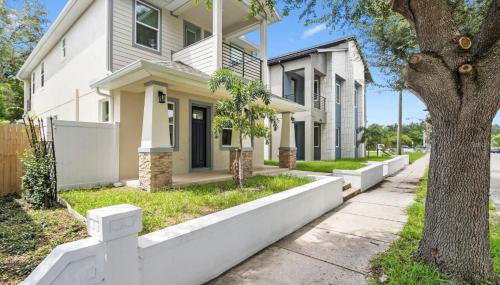 Spacious Modern 5-Bedroom House, Close to Downtown Tampa - Foto 3