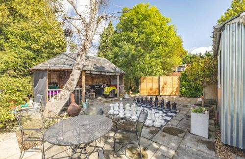 Relaxing Retreat - The Shepherds Hut - Hot Tub - By Tempstay - Foto 10