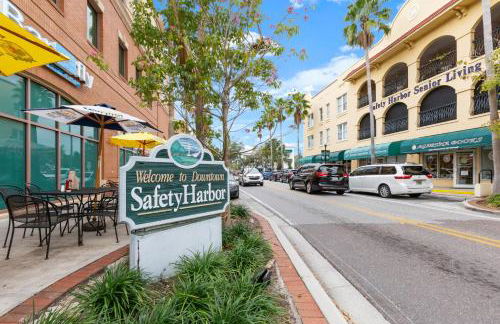 Canopy Couplet - 2 Upscale Condos by Main St - Foto 30