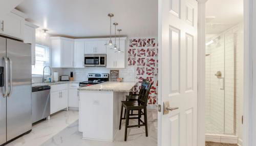 Steps from Vandy, live music-Downtown 9 mins away! - Foto 2, stove, dishwasher