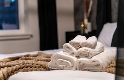 Luxury Lookout with NYC view, 2BR plus Free Parking, Sleeps 8, 20 Percent Off - Foto 50