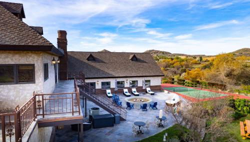 Indoor Pool & Spa - Gym - Sauna - Pickleball Court - Foto 3