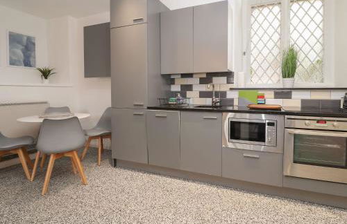 Memorial Building - Photo 59