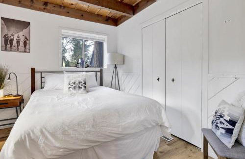 Large Bear Lodge by Big Bear Vacations - Foto 35