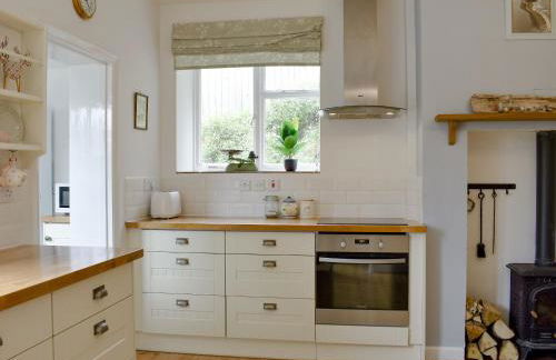 Elm Cottage - Photo 5