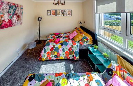 Colourful life-house near Glasgow - Foto 1