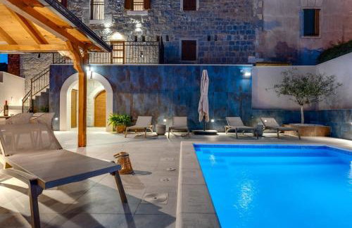 Charming Villa Perina with private heated pool - Photo 40