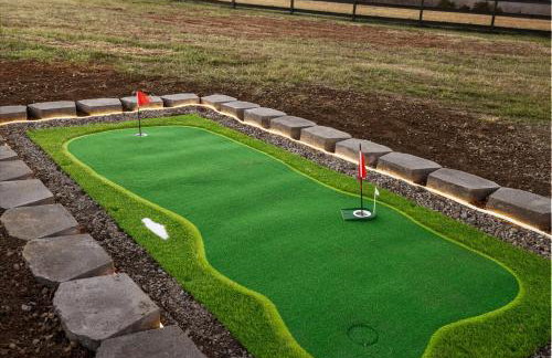 Luxe, Mountain VIEWS, Sauna, HotTub, Pups - Foto 44