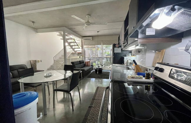 Beautiful Spacious Loft 2 Bedrooms 2 Full Baths 2 car Garage in Downtown - Foto 52