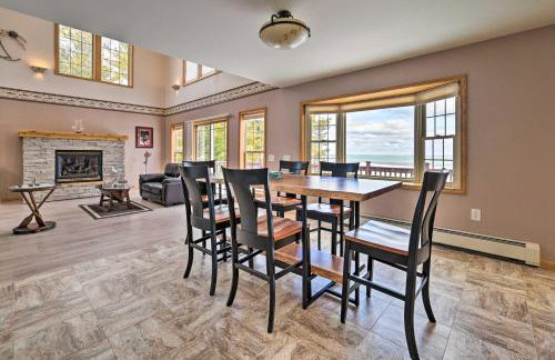 Spacious Lakefront Home with Sunroom and Bar! - Photo 9