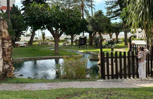 Apartamento premium a pie de playa, con 3 piscinas, mini golf y terraza - Foto 15