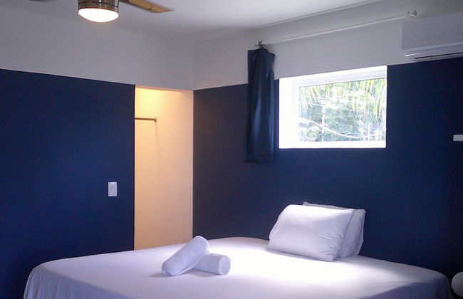 E&J Boutique Residences - Photo 21