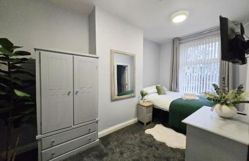 Fantastic 1bed Flat, Central Location with Parking - Foto 1