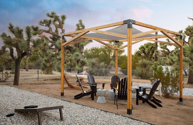 Chuckwalla by Avantstay Joshua Tree Haven w Hot Tub Modern Interior - Foto 18