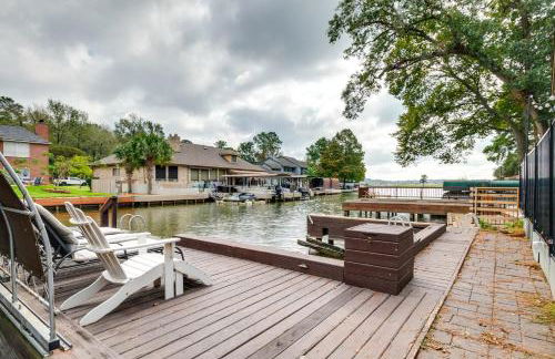 Dock and Outdoor Entertainment Home on Lake Conroe - Photo 3