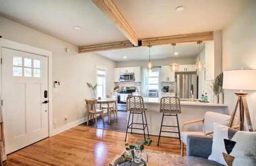 Cheerful 3 bedroom Villa with Backyard Oasis - Foto 6