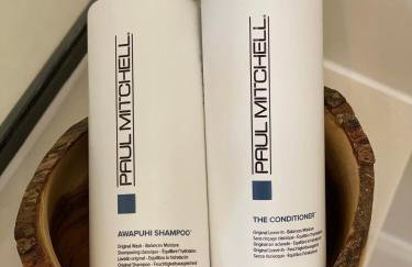 Luxe Boutique-Style Home w/Indoor Hot Tub - Foto 20