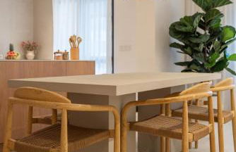 Stylish & Spacious Flat near the Beach by HostWise - Photo 33