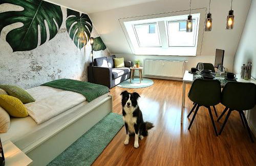 HOMELY STAY Serenity Greens - Stylisch Studio-Apartment with kitchen - 15 min from Central Station-pet friendly - Foto 2
