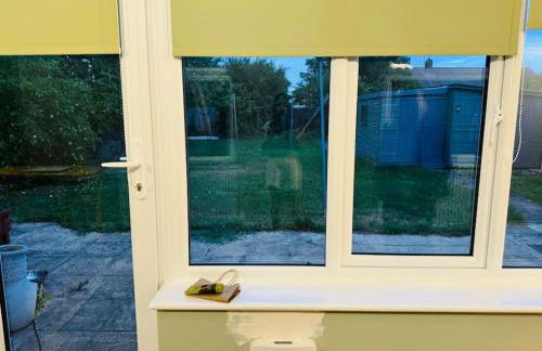 Contractors families free parking Ramsey Road - Foto 13