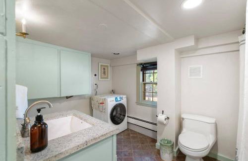 5BR Minutes to Salem|Historic Downtown Beverly - Photo 18