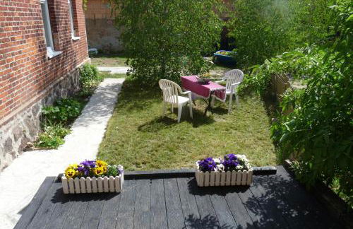 farbenfrohe,ruhige Ferienwohnung - Photo 1