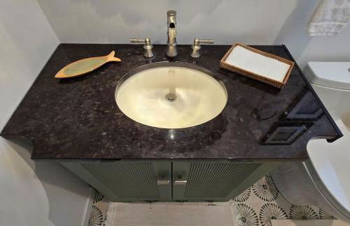 McHenry Riverside Retreat Comfort - Foto 14