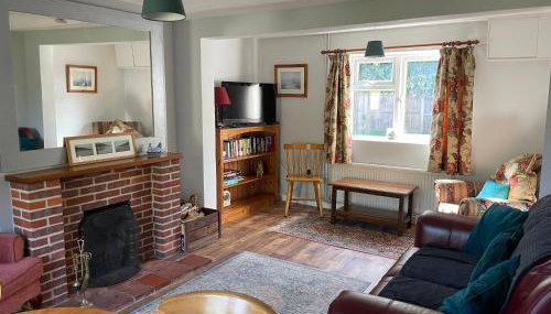 Betty's Cottage - Traditional Norfolk Farm Cottage - Foto 1