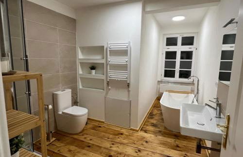 Historic Building- 9 Bedrooms - Groups up to 26 - Foto 78