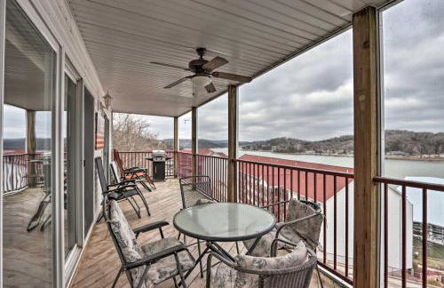 Community Pool and Dock Lake of the Ozarks Condo! - Foto 1