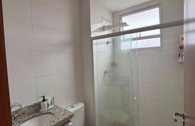 Apartamento em Buraquinho 2 quartos há 5 min da praia - Foto 5