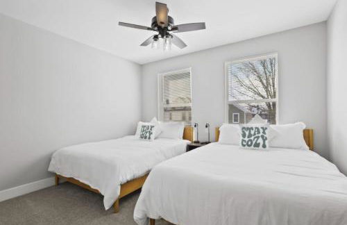 2 homes side by side downtown with fenced yard and hot tub - Foto 43