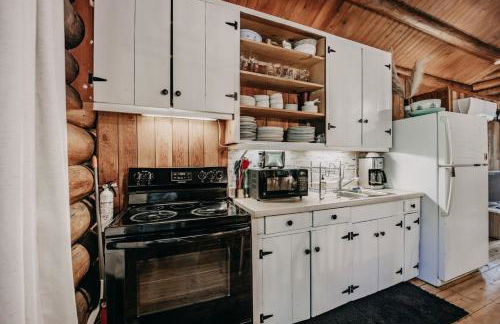 76GS - Genuine Log Cabin - WiFi - Pets Ok - Sleeps 4 home - Foto 30