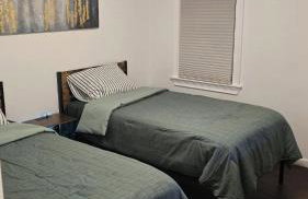 Cozy 2-bedroom with jacuzzi tub in perfect Queens with AC near JFK - Foto 14
