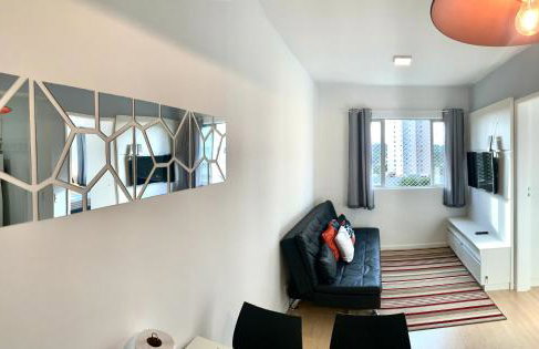 505 - Apartamento Lindo, amplo e decorado, mobiliario moderno, cozinha completa com utensílios , Excelente vista da cidade e localização privelegiada no bairro Bigorrilho proxímo de shopping e parques - Photo 29