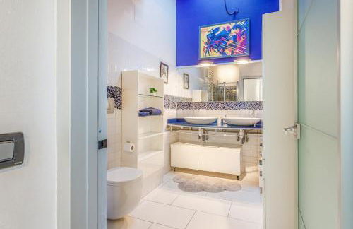 Comics & Cars - Themed Penthouse in Motor Valley - Foto 29