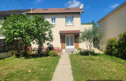 Charmant appartement 35 m2 avec terrasse et jardin - Foto 2