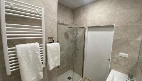 ALOJAMIENTO TURISTICO LAS VISTILLAS MADRID RIO - Foto 5