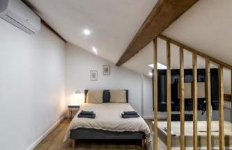 MAISON LE GRATTE CIEL - séminaire ou famille, salle de réunion, 8 chambres Clim, Jardin & Salle de sport - Foto 25