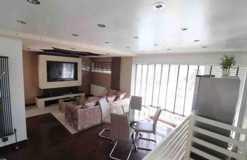 Unique two bedroom apartment - Photo 1